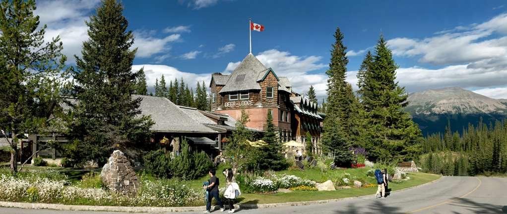 Deer Lodge Лейк-Луиз Экстерьер фото